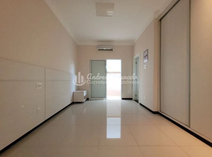 Casa, 4 quartos, 343 m² - Foto 18