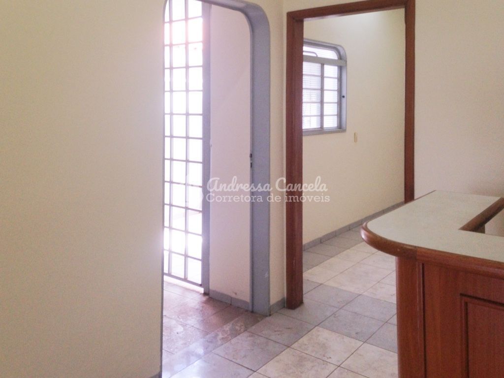 Casa, 3 quartos, 250 m² - Foto 11