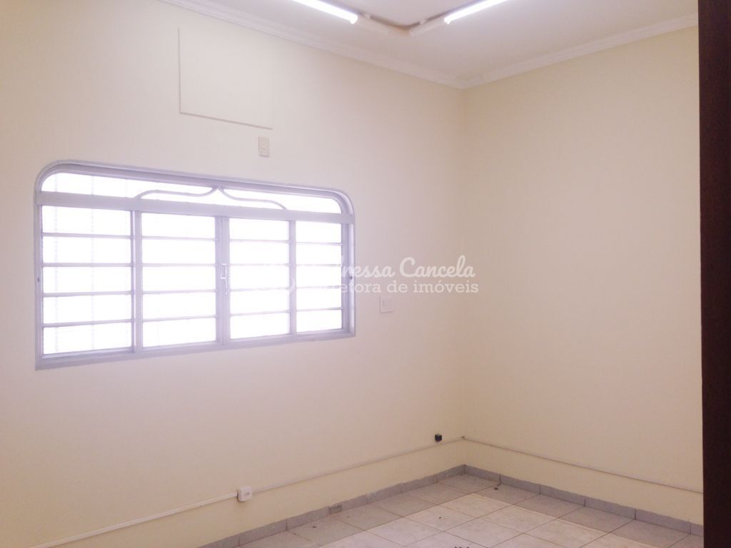 Casa, 3 quartos, 250 m² - Foto 8