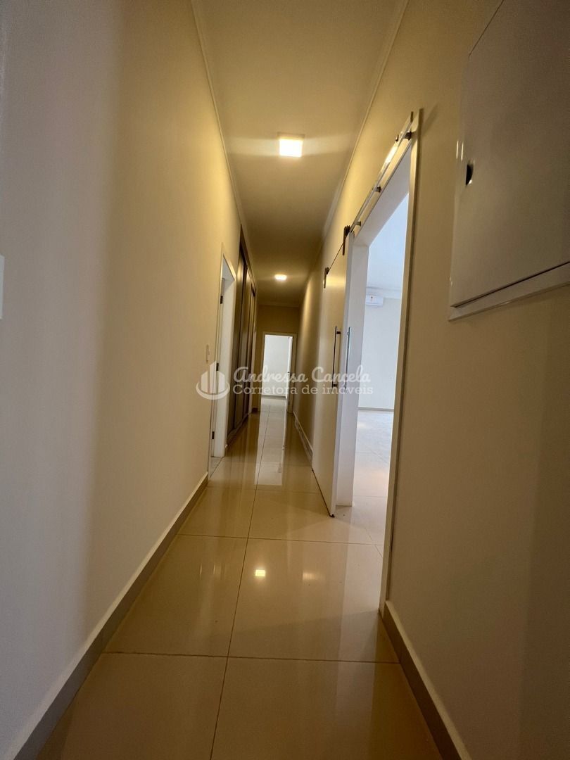 Casa, 4 quartos, 197 m² - Foto 8