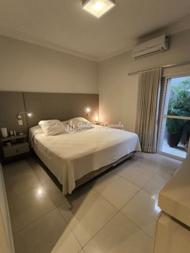 Casa, 3 quartos, 224 m² - Foto 11