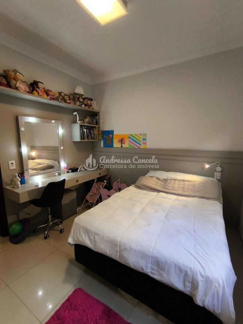 Casa, 3 quartos, 224 m² - Foto 17