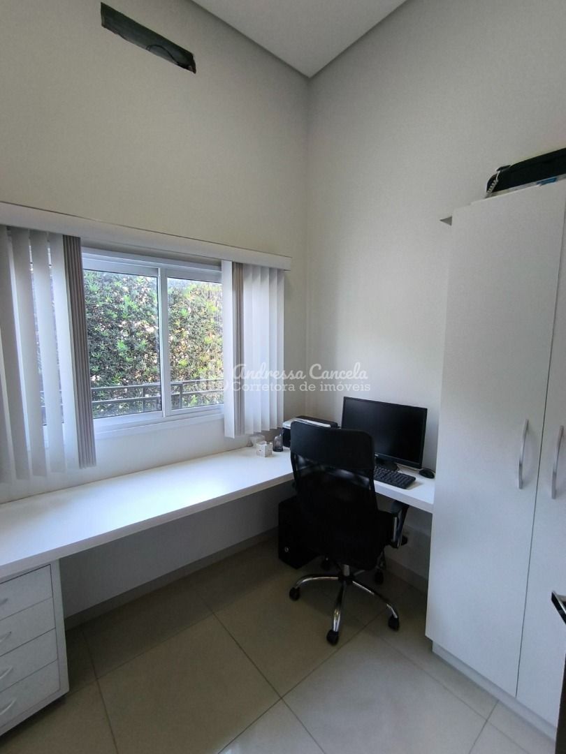 Casa, 3 quartos, 224 m² - Foto 9