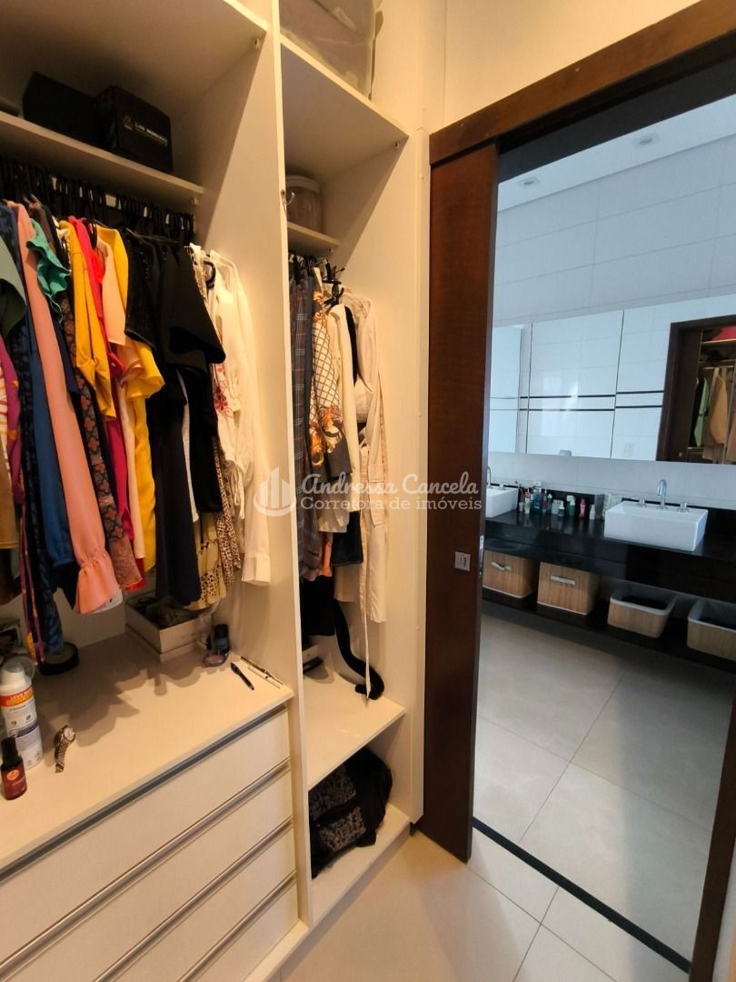 Casa, 3 quartos, 224 m² - Foto 14