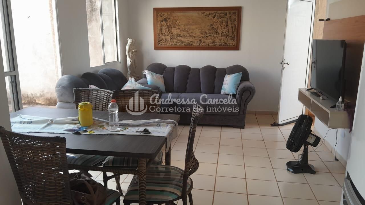 Casa, 2 quartos, 47 m² - Foto 1