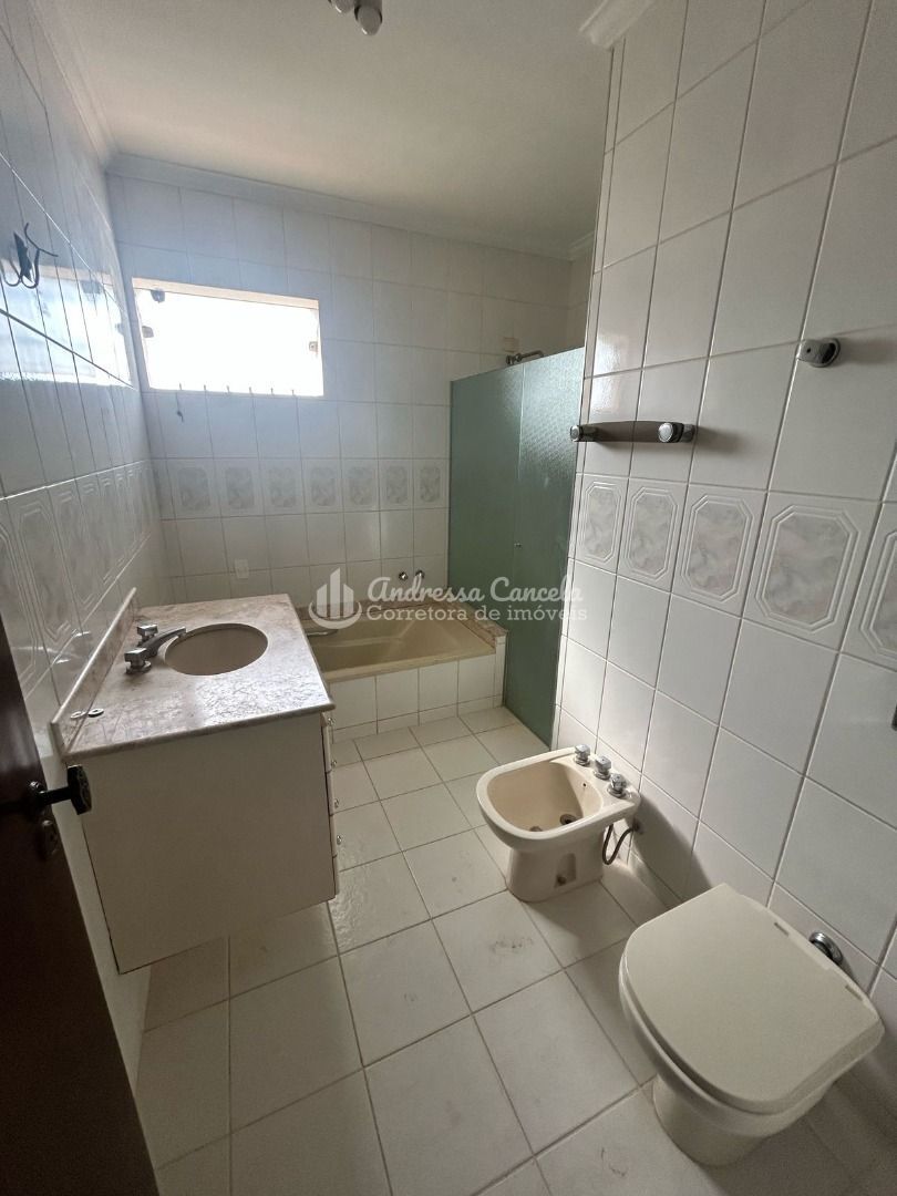 Sobrado, 3 quartos, 340 m² - Foto 8