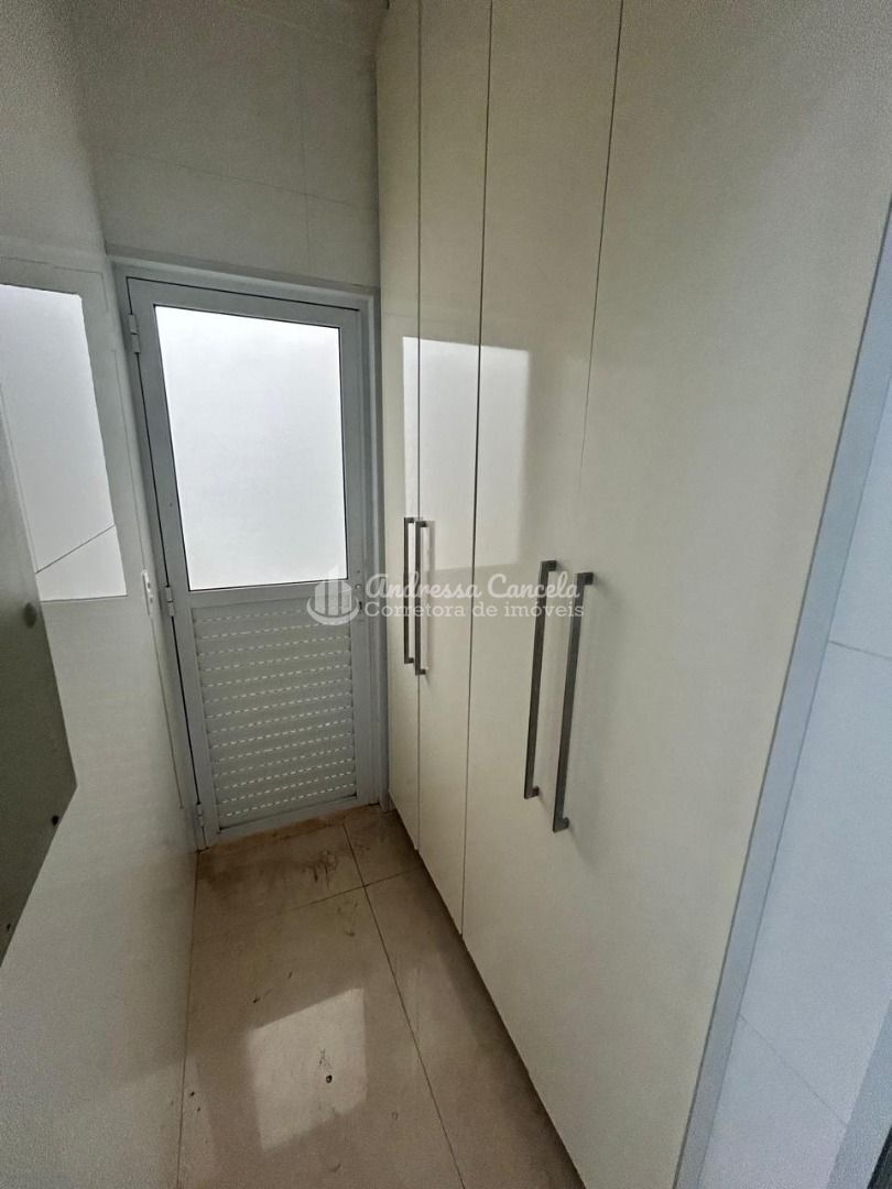 Casa, 3 quartos, 250 m² - Foto 16