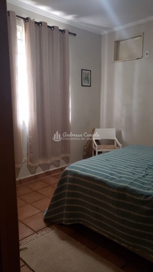 Casa, 3 quartos, 260 m² - Foto 14