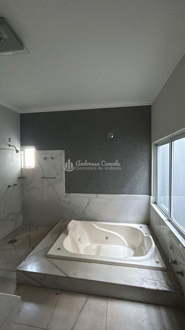 Sobrado, 4 quartos, 330 m² - Foto 4