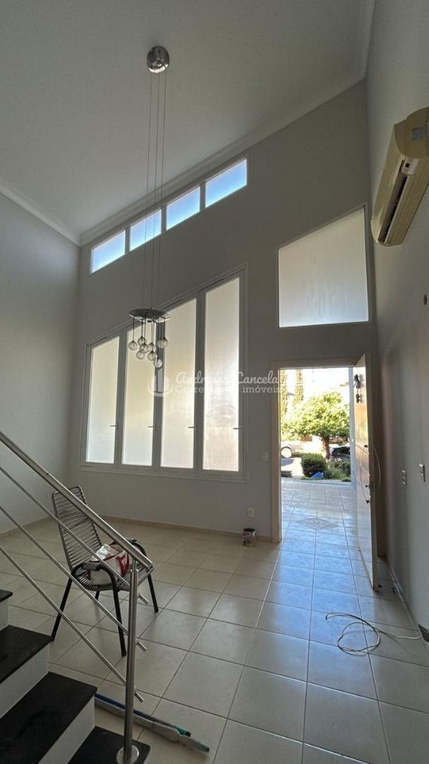 Sobrado, 4 quartos, 330 m² - Foto 2