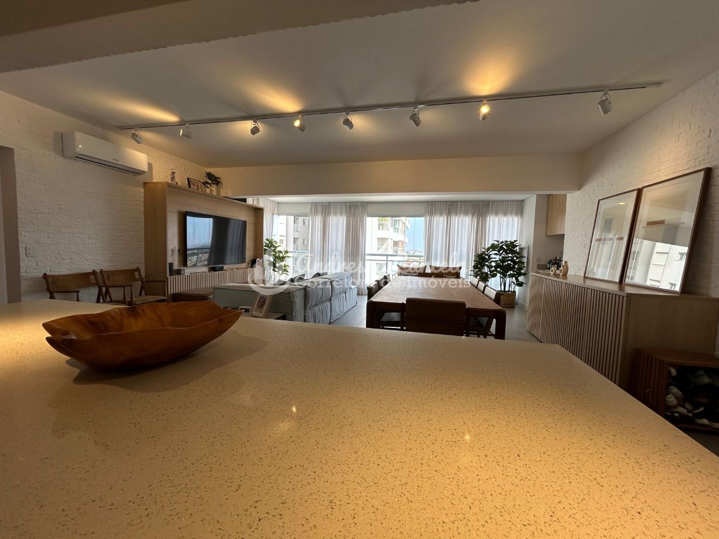 Apartamento, 3 quartos, 142 m² - Foto 2