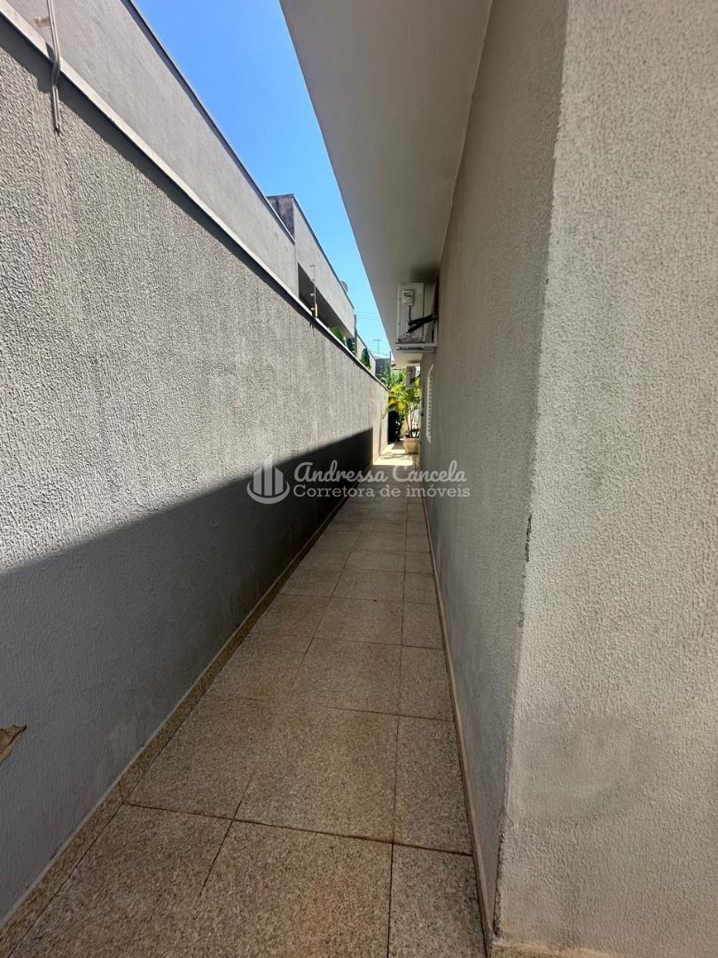 Casa, 4 quartos, 250 m² - Foto 2