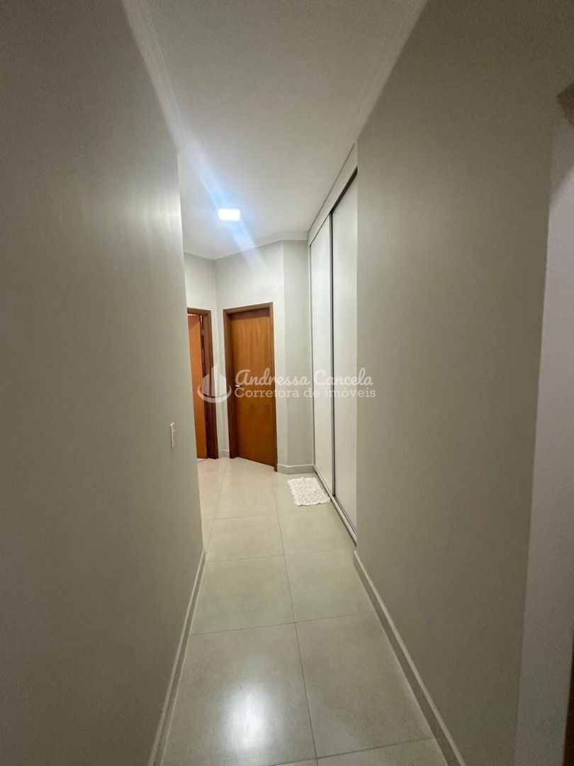 Casa, 4 quartos, 250 m² - Foto 17