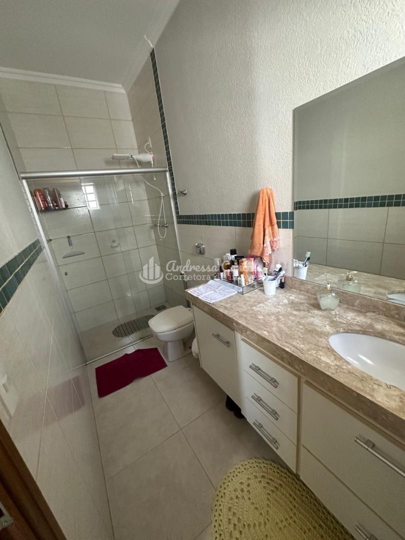 Casa, 4 quartos, 250 m² - Foto 7