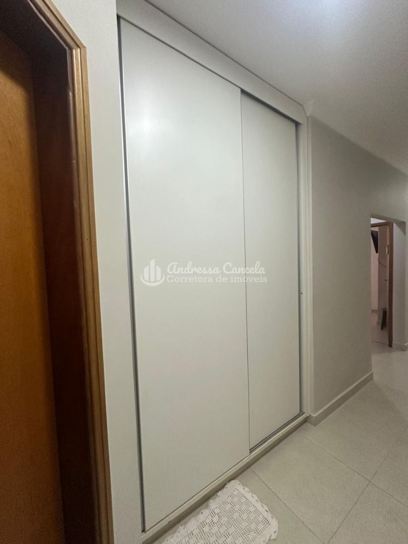 Casa, 4 quartos, 250 m² - Foto 5