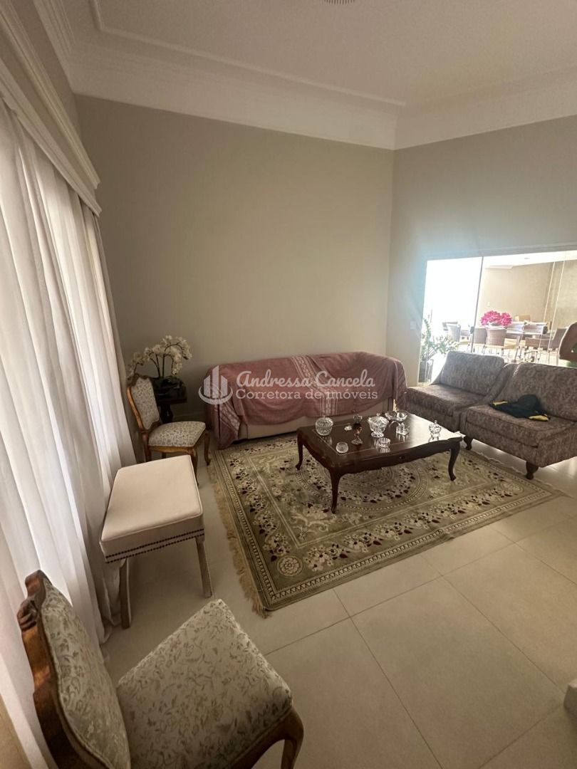 Casa, 4 quartos, 250 m² - Foto 23