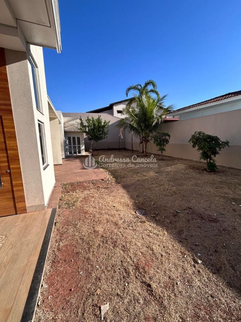 Casa, 3 quartos, 220 m² - Foto 3