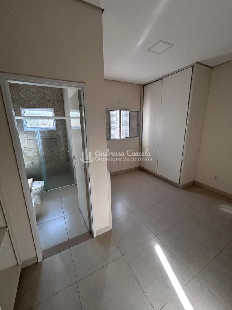 Casa, 3 quartos, 220 m² - Foto 9