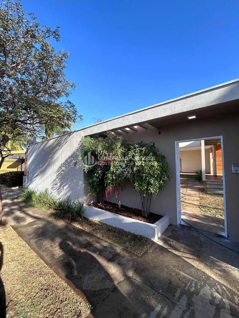 Casa, 3 quartos, 220 m² - Foto 2