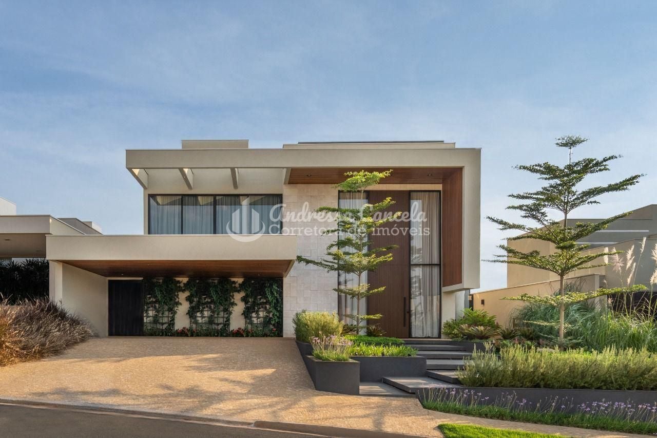 Sobrado, 4 quartos, 405 m² - Foto 1