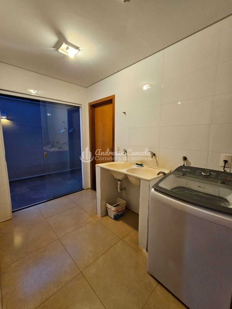 Sobrado, 3 quartos, 240 m² - Foto 6