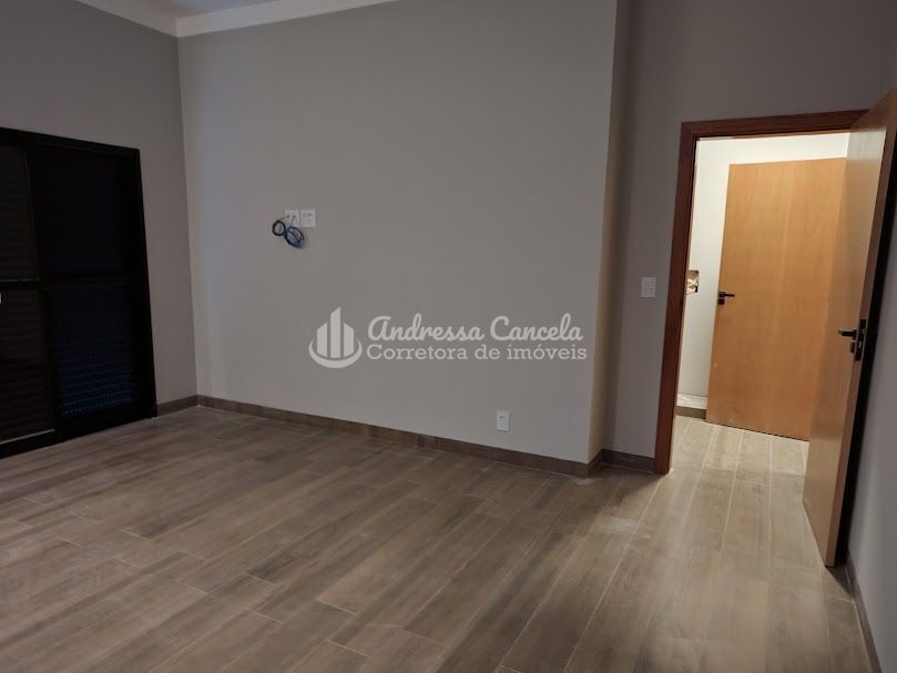 Sobrado, 4 quartos, 305 m² - Foto 4