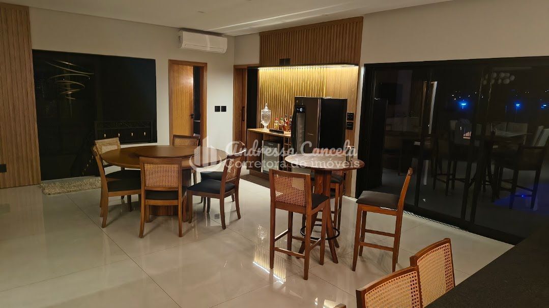 Sobrado, 4 quartos, 305 m² - Foto 10