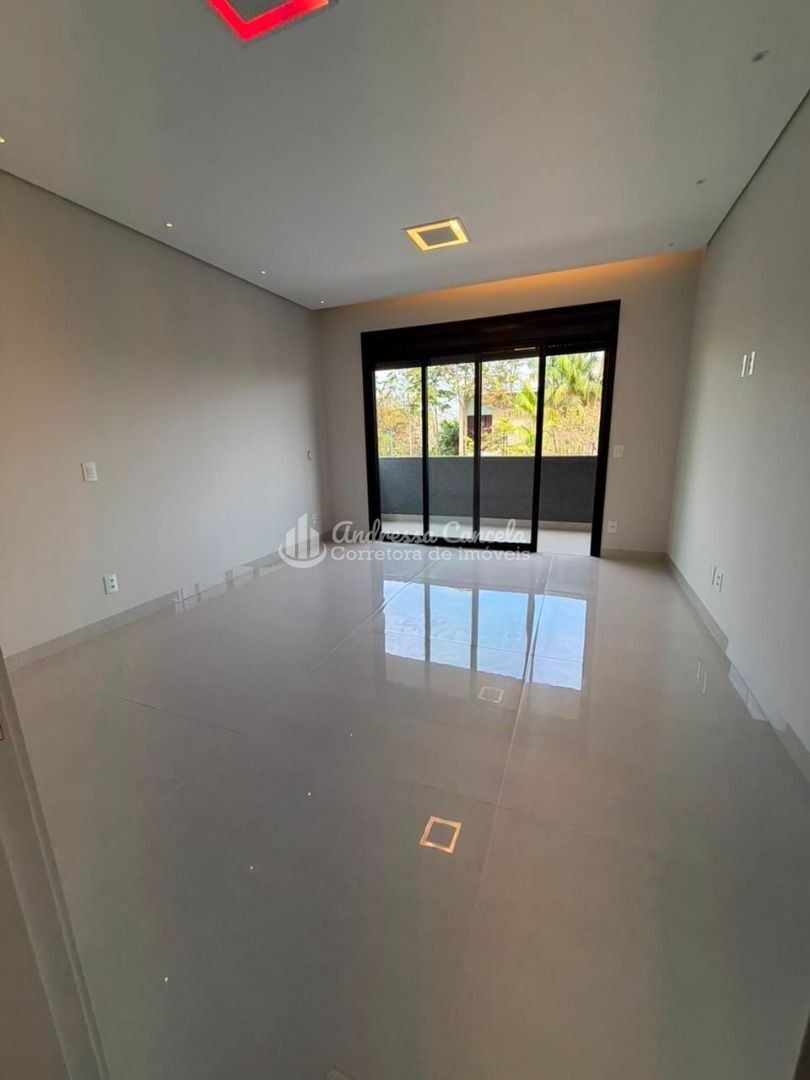 Sobrado, 4 quartos, 402 m² - Foto 3