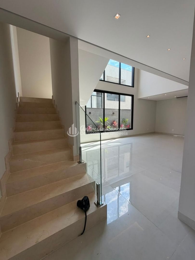 Sobrado, 4 quartos, 402 m² - Foto 15