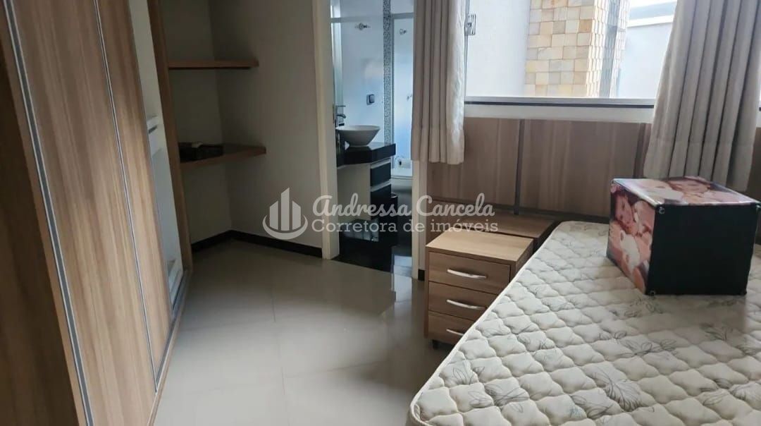 Casa, 4 quartos, 250 m² - Foto 3