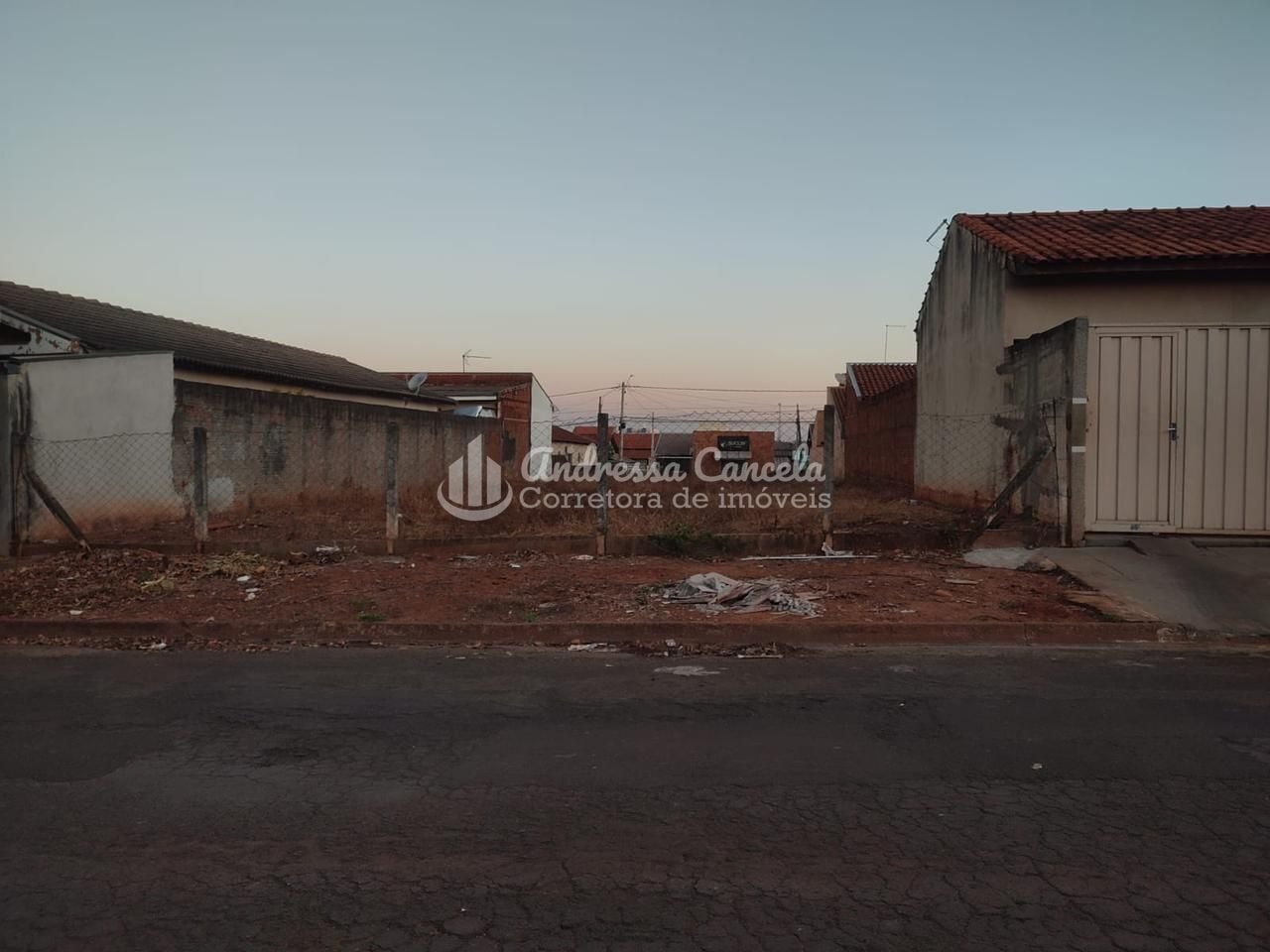 Terreno, 300 m² - Foto 2