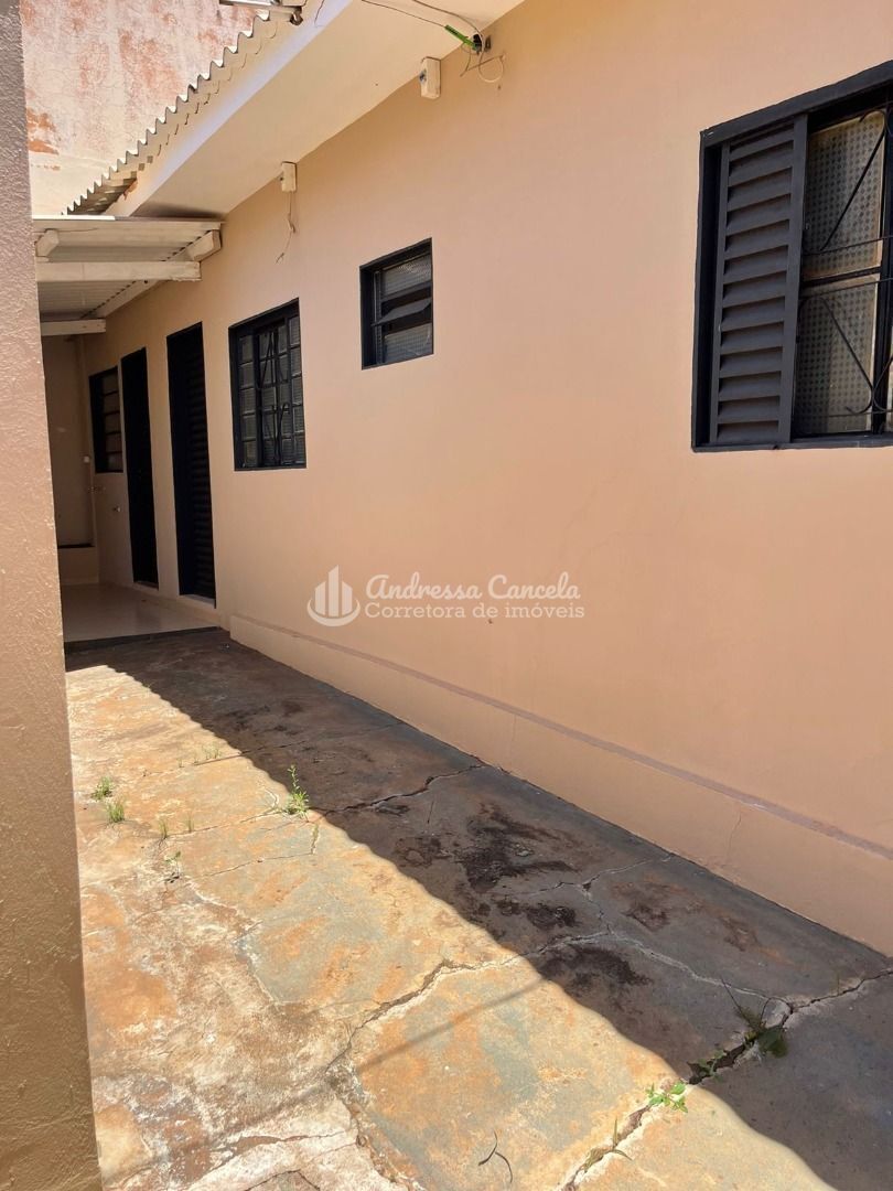 Casa, 3 quartos, 169 m² - Foto 2