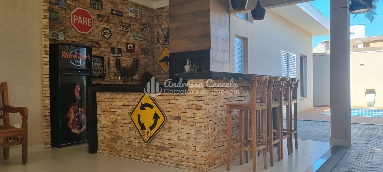 Casa, 3 quartos, 230 m² - Foto 3