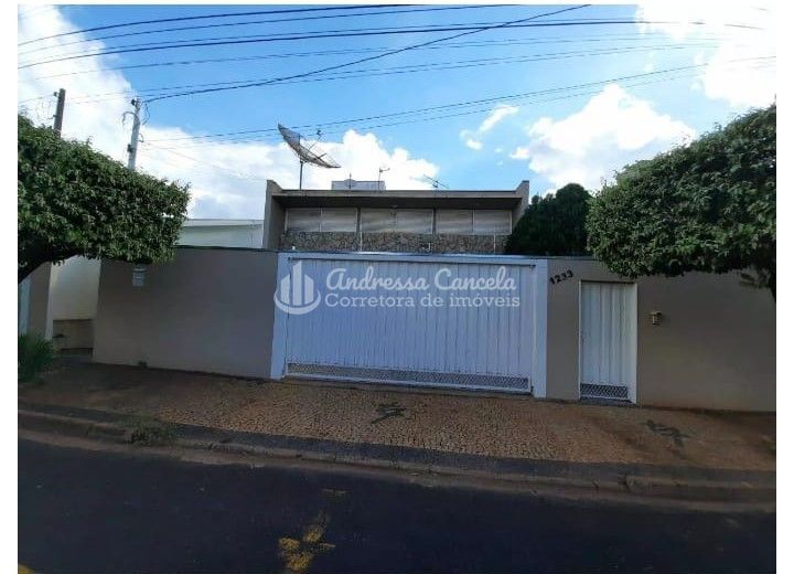 Sobrado, 4 quartos, 320 m² - Foto 1