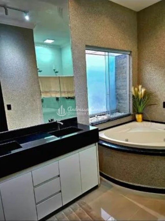 Casa, 3 quartos, 256 m² - Foto 12