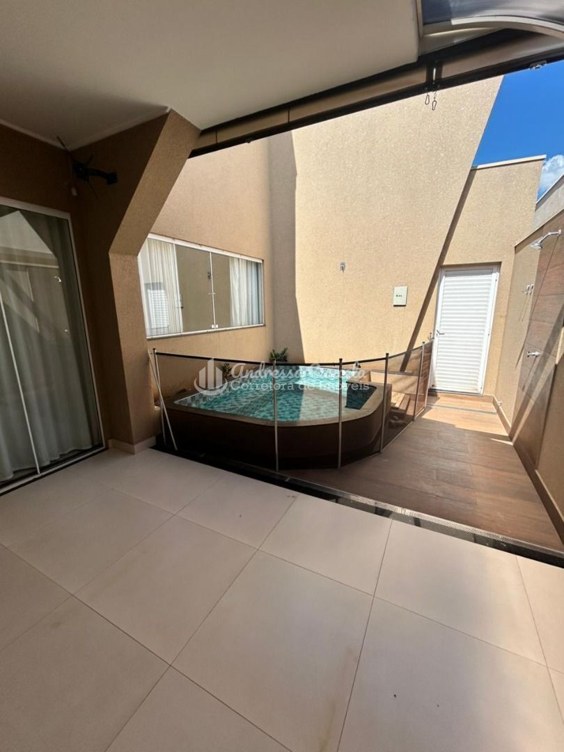 Casa, 3 quartos, 230 m² - Foto 17