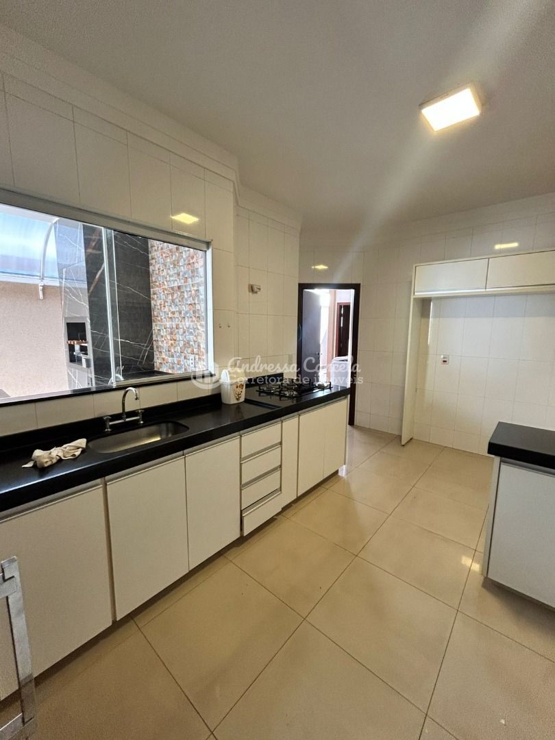 Casa, 3 quartos, 230 m² - Foto 8