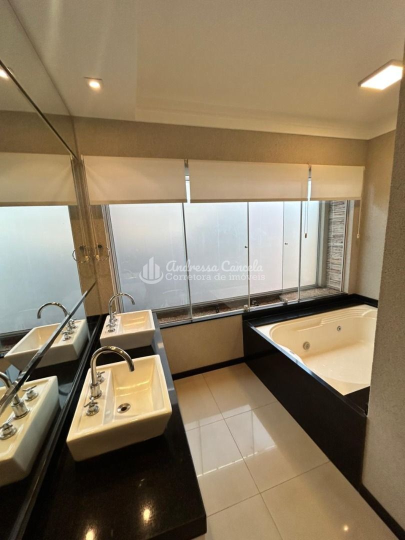 Casa, 3 quartos, 230 m² - Foto 16