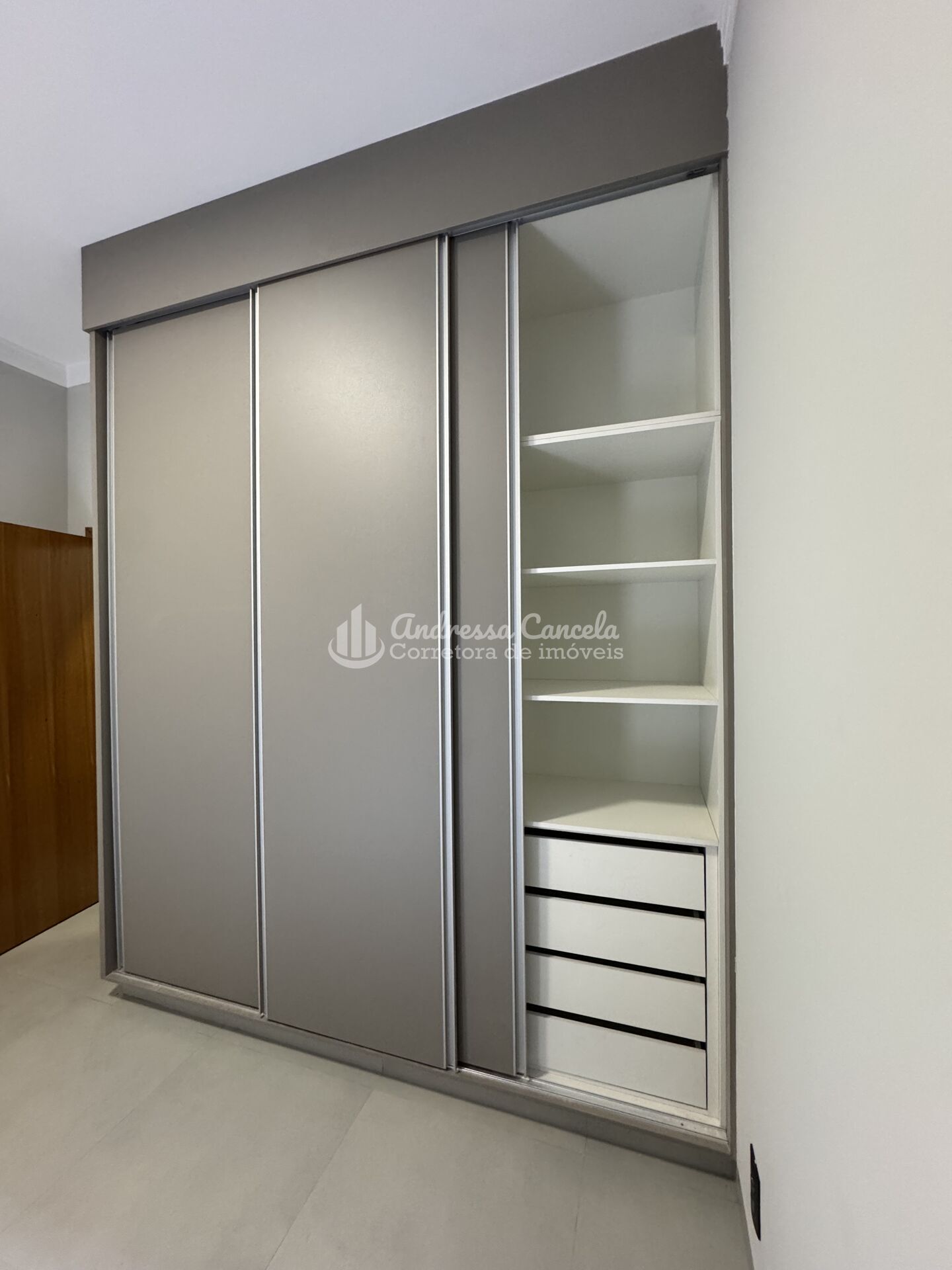 Casa, 3 quartos, 215 m² - Foto 6