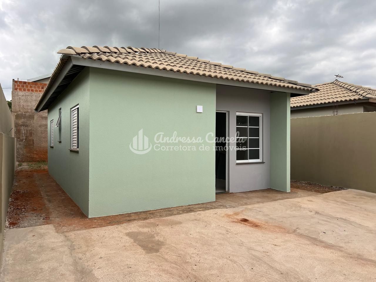 Casa, 2 quartos, 43 m² - Foto 1