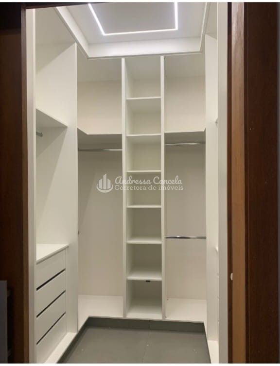 Casa, 3 quartos, 251 m² - Foto 13