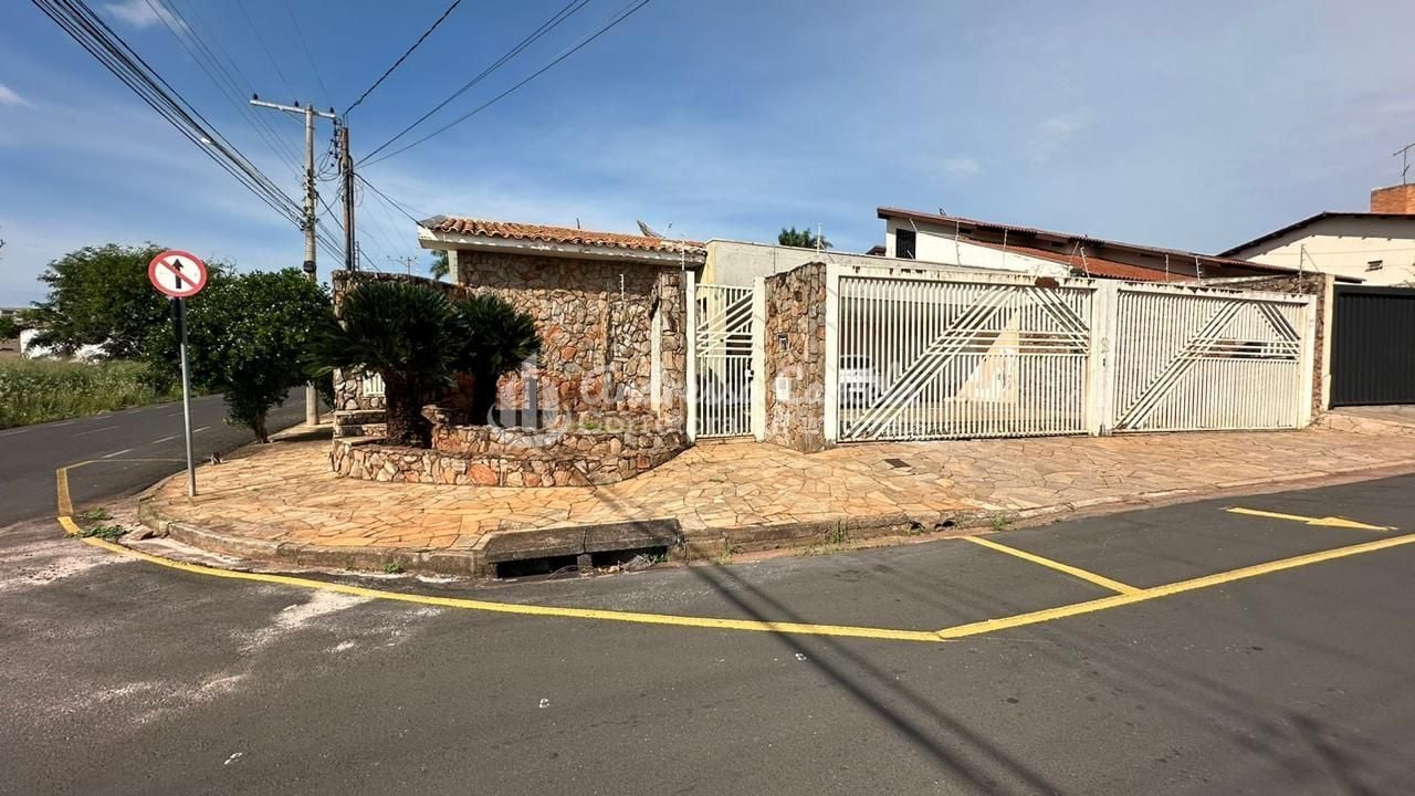 Casa, 4 quartos, 520 m² - Foto 1