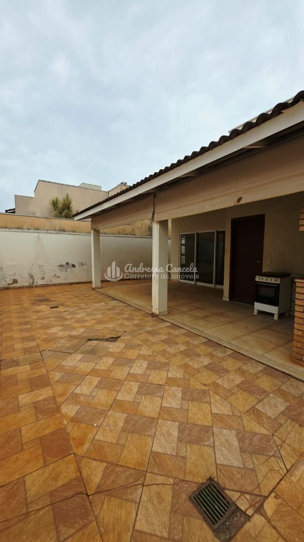Casa, 3 quartos, 128 m² - Foto 2