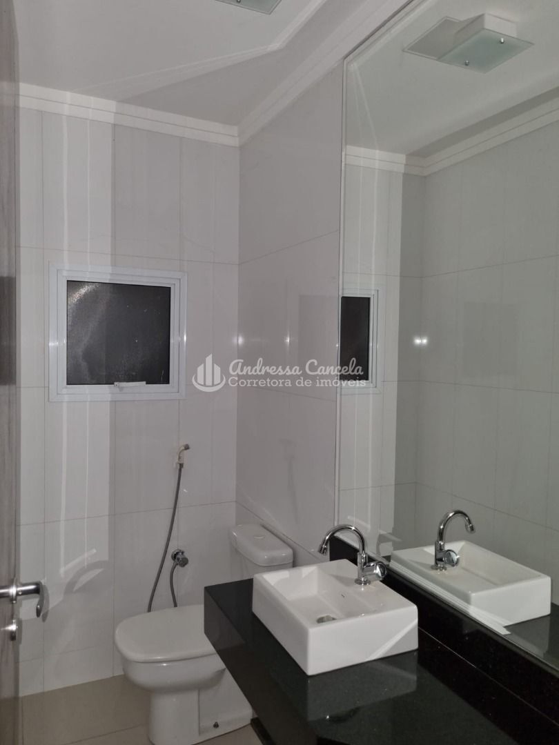 Sobrado, 3 quartos, 300 m² - Foto 1