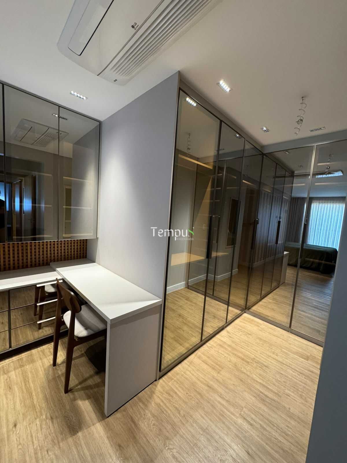 Apartamento, 3 quartos, 130 m² - Foto 4