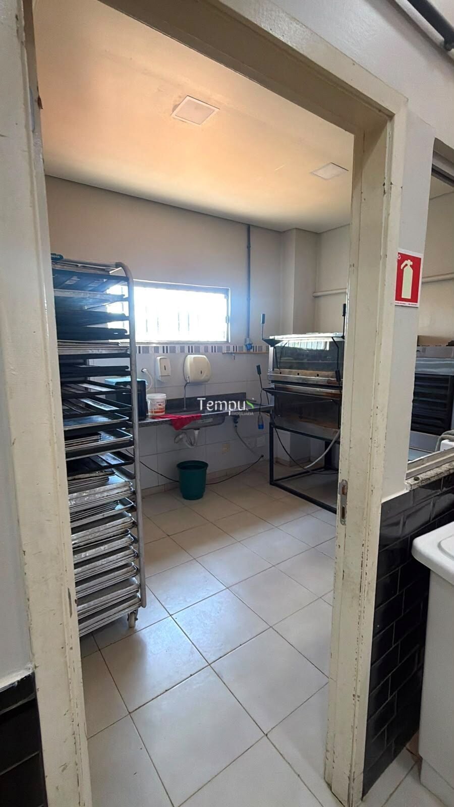 Loja-Salão, 200 m² - Foto 13