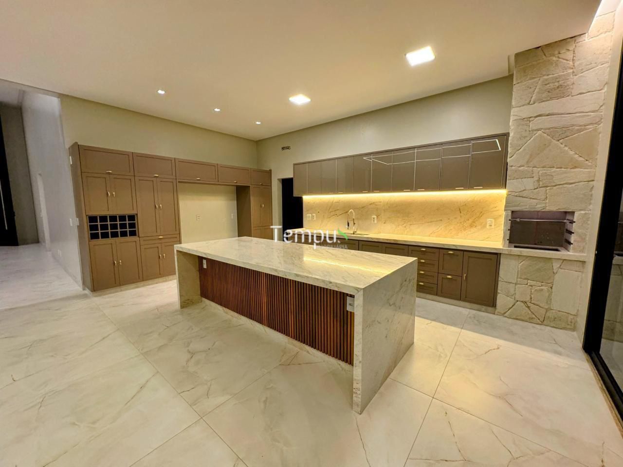 Casa, 3 quartos, 290 m² - Foto 6