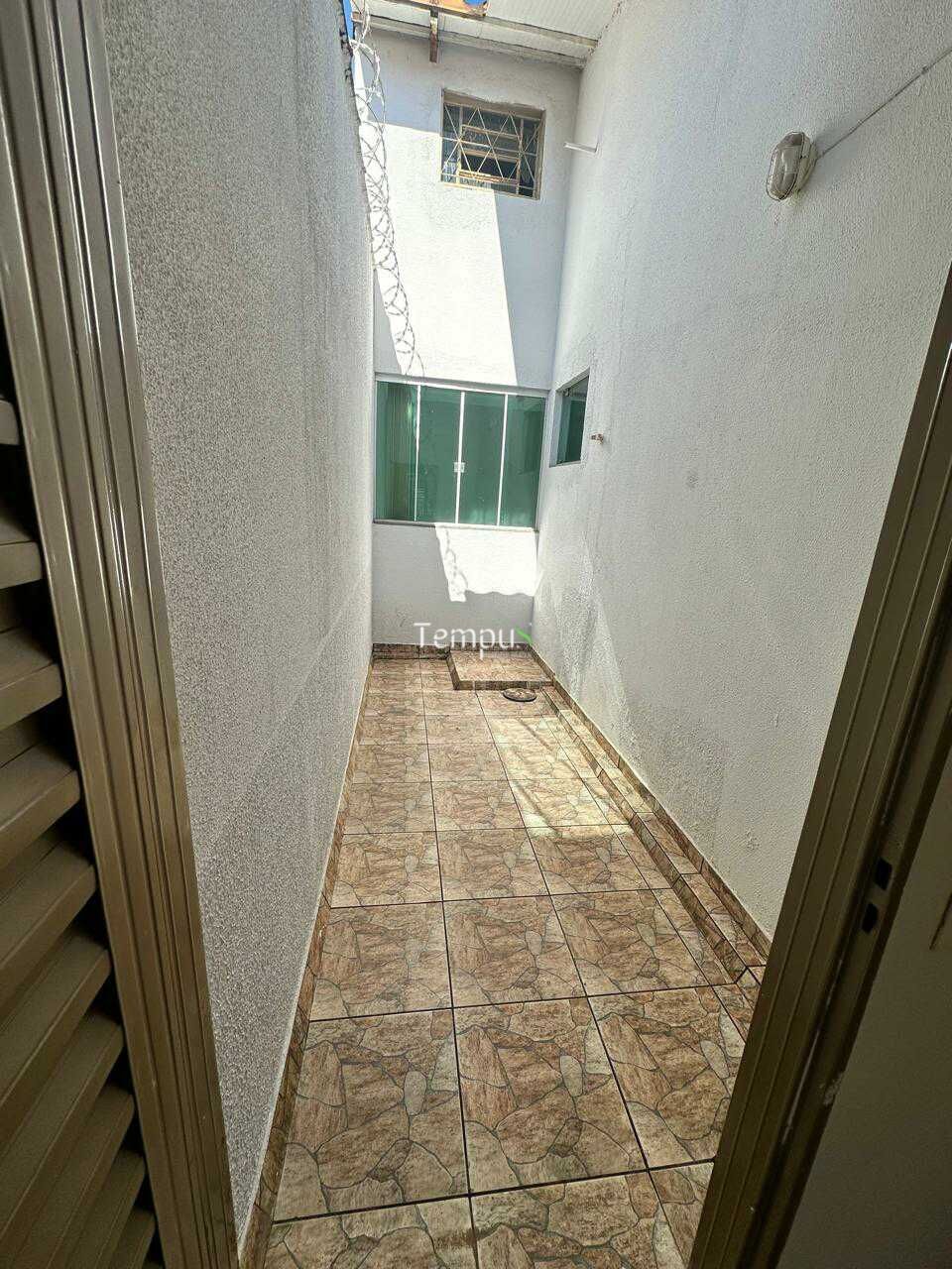 Casa, 4 quartos, 180 m² - Foto 5