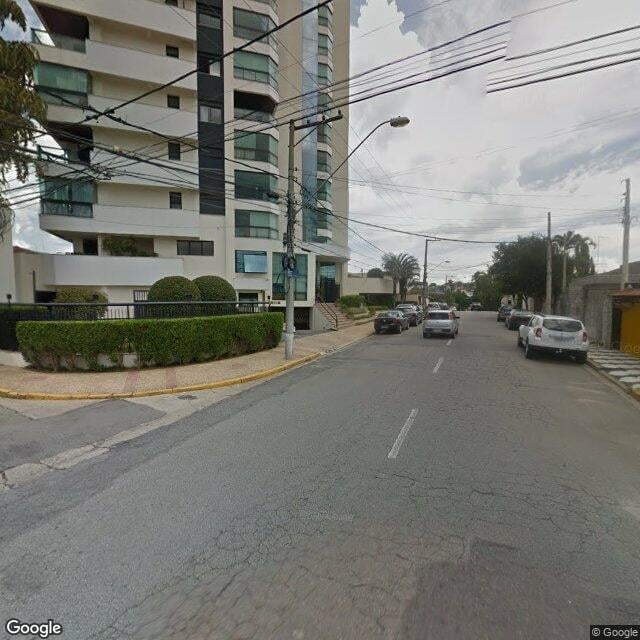 Imagem estática do "Street View" da localização