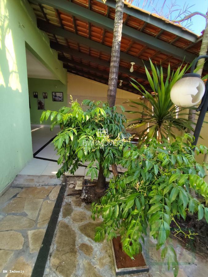 Casa, 3 quartos, 210 m² - Foto 9